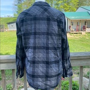 North face grey and black button down flannel - no pockets